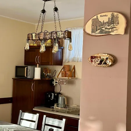 Hamars - Highland Haven Razłog